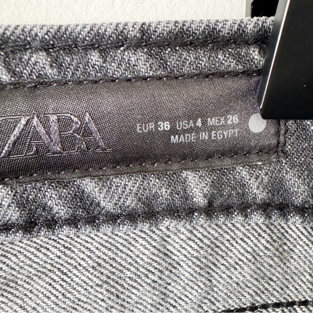 Zara Low Rise Straight Leg Full Length Charcoal Denim Jeans Size 4 - Picture 6 of 10